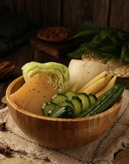 萬國滷味-蔬菜拼盤 Wanguo Luwei must try cold snacks - Fresh seasonal vegetables